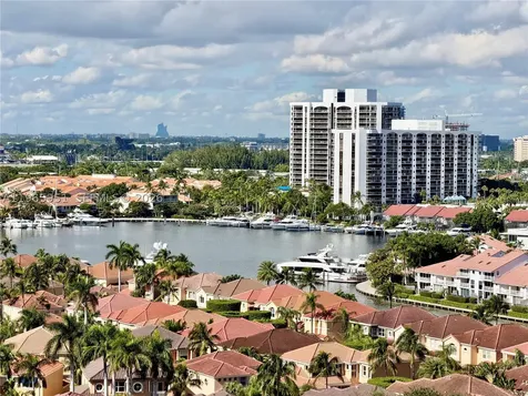 20515 E Country Club Drive Aventura FL 33180