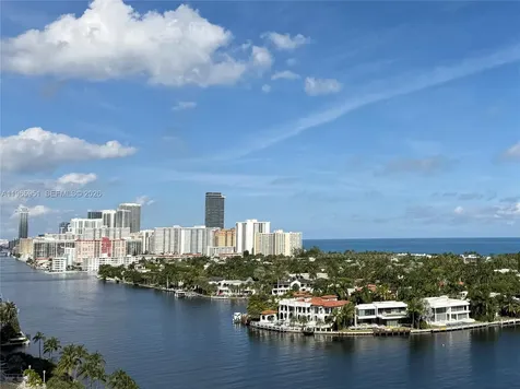 20515 E Country Club Drive Aventura FL 33180