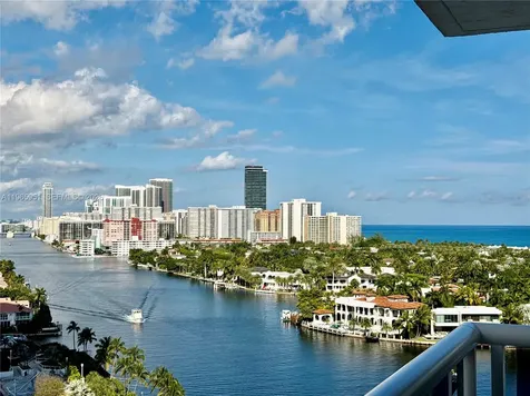 20515 E Country Club Drive Aventura FL 33180