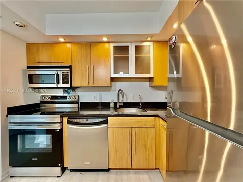 20515 E Country Club Drive Aventura FL 33180