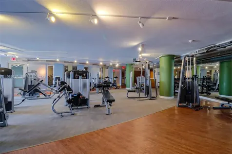 2681 N Flamingo Road Sunrise FL 33323