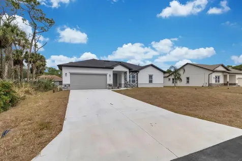 1821 Missouri Palm Bay FL 32907