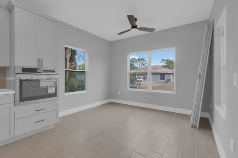 1821 Missouri Palm Bay FL 32907