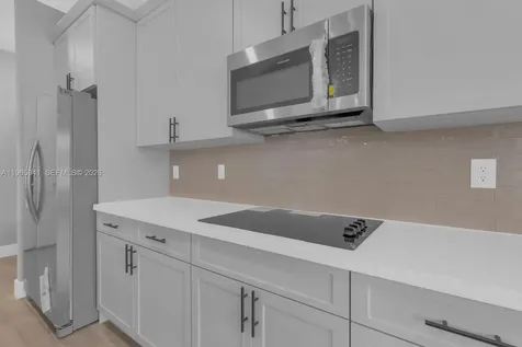 1821 Missouri Palm Bay FL 32907