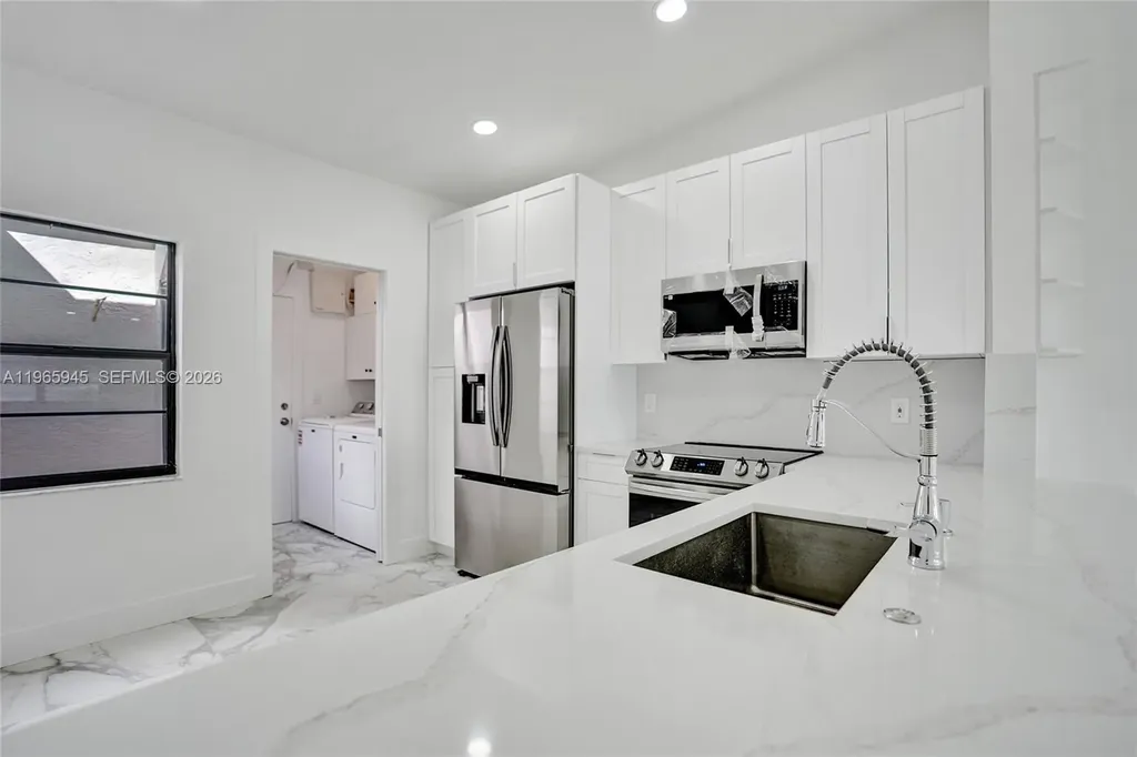 6128 Kings Gate Circle Delray Beach FL 33484