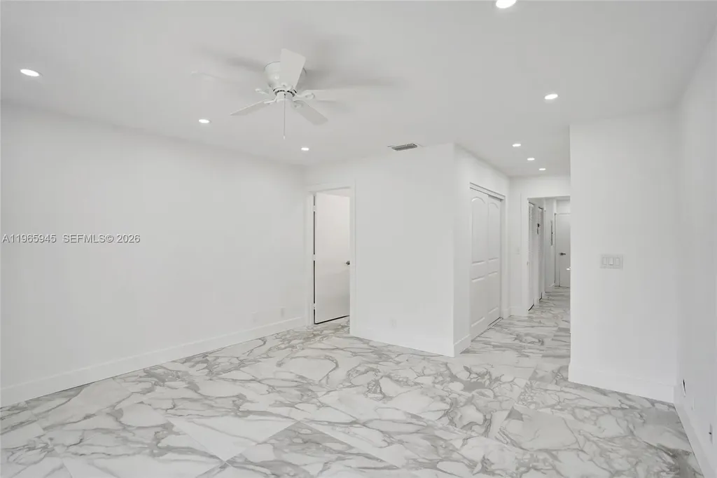 6128 Kings Gate Circle Delray Beach FL 33484