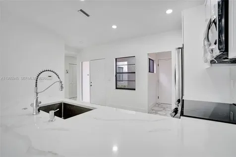 6128 Kings Gate Circle Delray Beach FL 33484