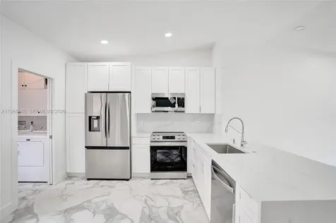 6128 Kings Gate Circle Delray Beach FL 33484