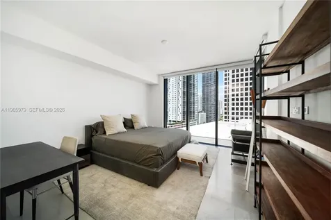 68 SE 6th Street Miami FL 33131