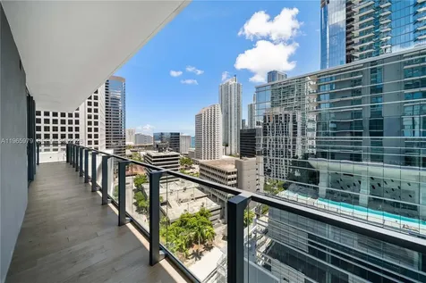 68 SE 6th Street Miami FL 33131