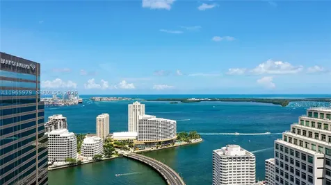 68 SE 6th Street Miami FL 33131