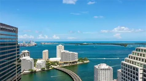 68 SE 6th Street Miami FL 33131