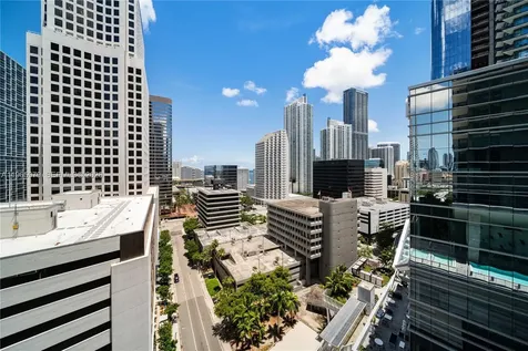 68 SE 6th Street Miami FL 33131