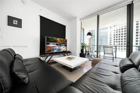 68 SE 6th Street Miami FL 33131