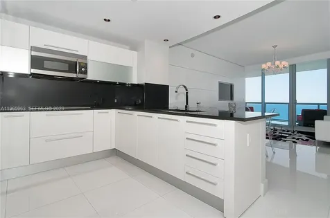 17121 Collins Avenue Sunny Isles Beach FL 33160