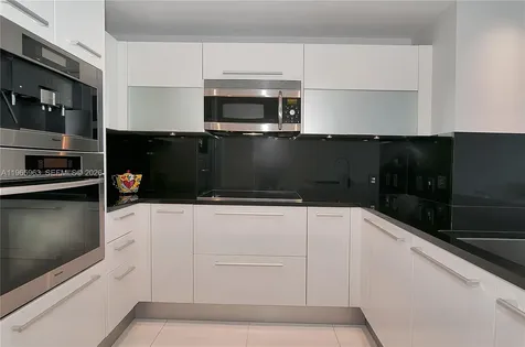 17121 Collins Avenue Sunny Isles Beach FL 33160