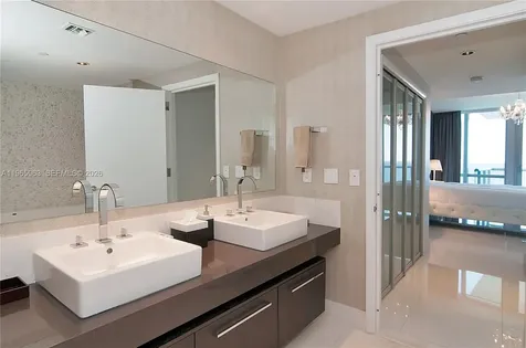 17121 Collins Avenue Sunny Isles Beach FL 33160