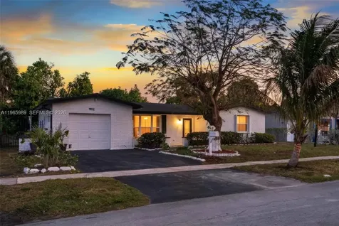 4541 NW 23rd Street Lauderhill FL 33313