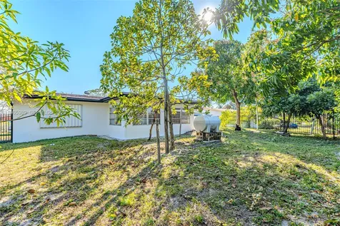 4541 NW 23rd Street Lauderhill FL 33313