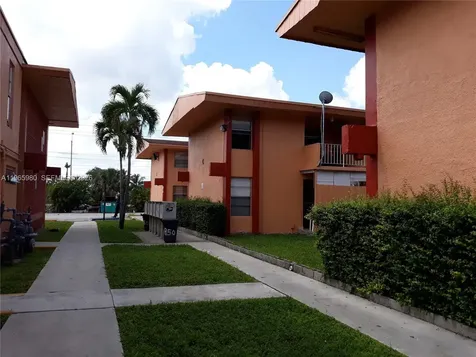 6850 W 14th Court Hialeah FL 33014