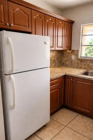 6850 W 14th Court Hialeah FL 33014