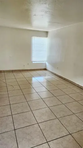 6850 W 14th Court Hialeah FL 33014