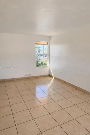 6850 W 14th Court Hialeah FL 33014