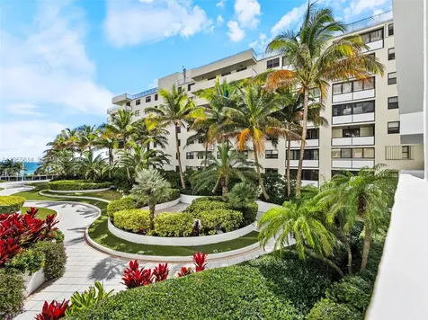 100 Lincoln Road Miami Beach FL 33139