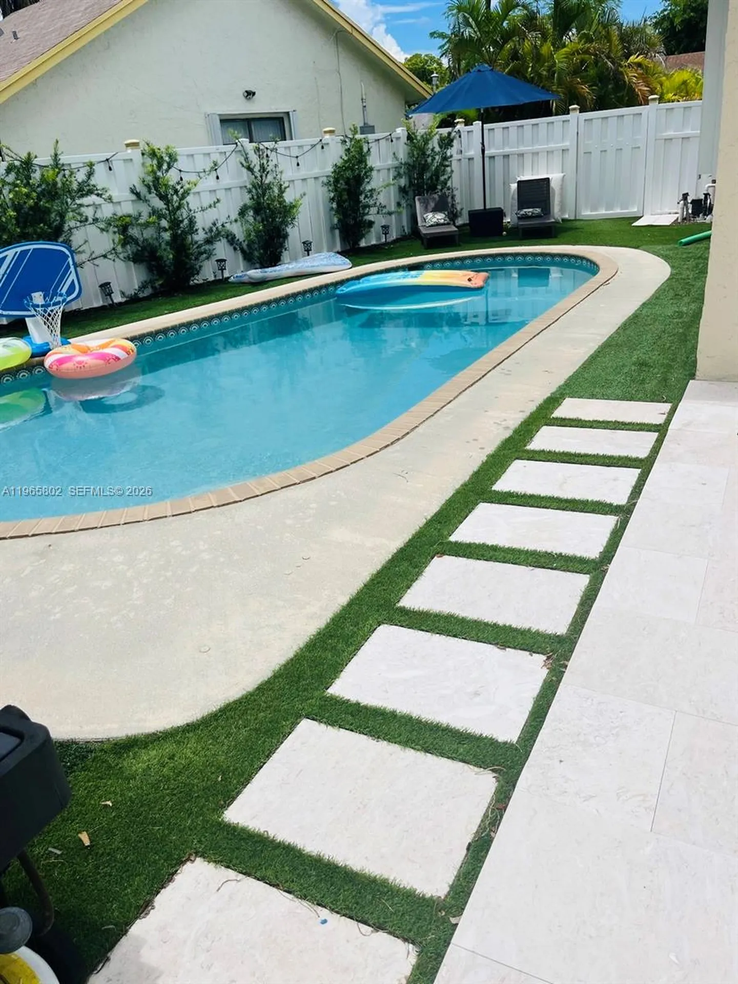 7342 NW 38th Place Coral Springs FL 33065