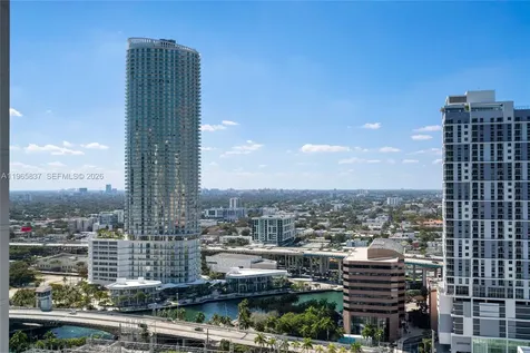 90 SW 3rd Street Miami FL 33130