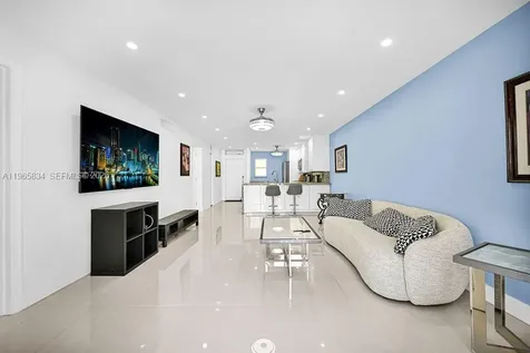 410 SE 2nd Street Hallandale Beach FL 33009