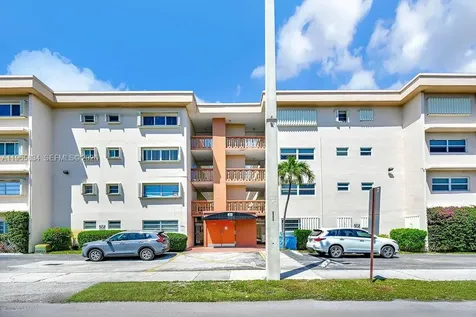 410 SE 2nd Street Hallandale Beach FL 33009
