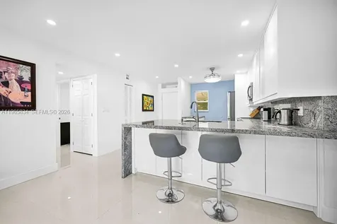 410 SE 2nd Street Hallandale Beach FL 33009