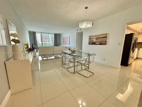 3901 S Ocean Drive Hollywood FL 33019