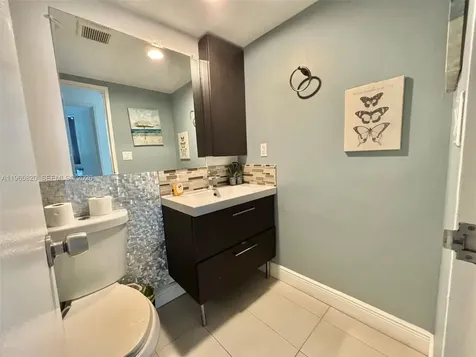 3901 S Ocean Drive Hollywood FL 33019