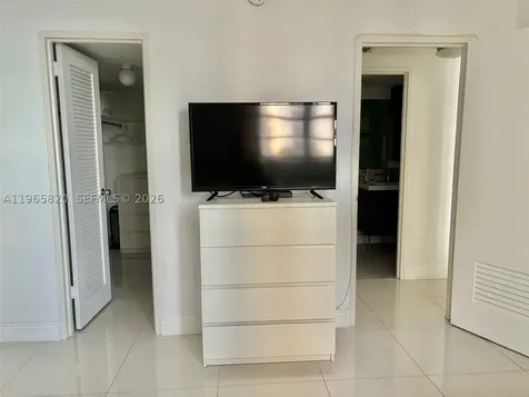 3901 S Ocean Drive Hollywood FL 33019
