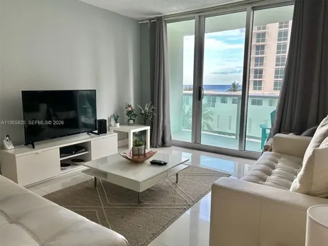 3901 S Ocean Drive Hollywood FL 33019