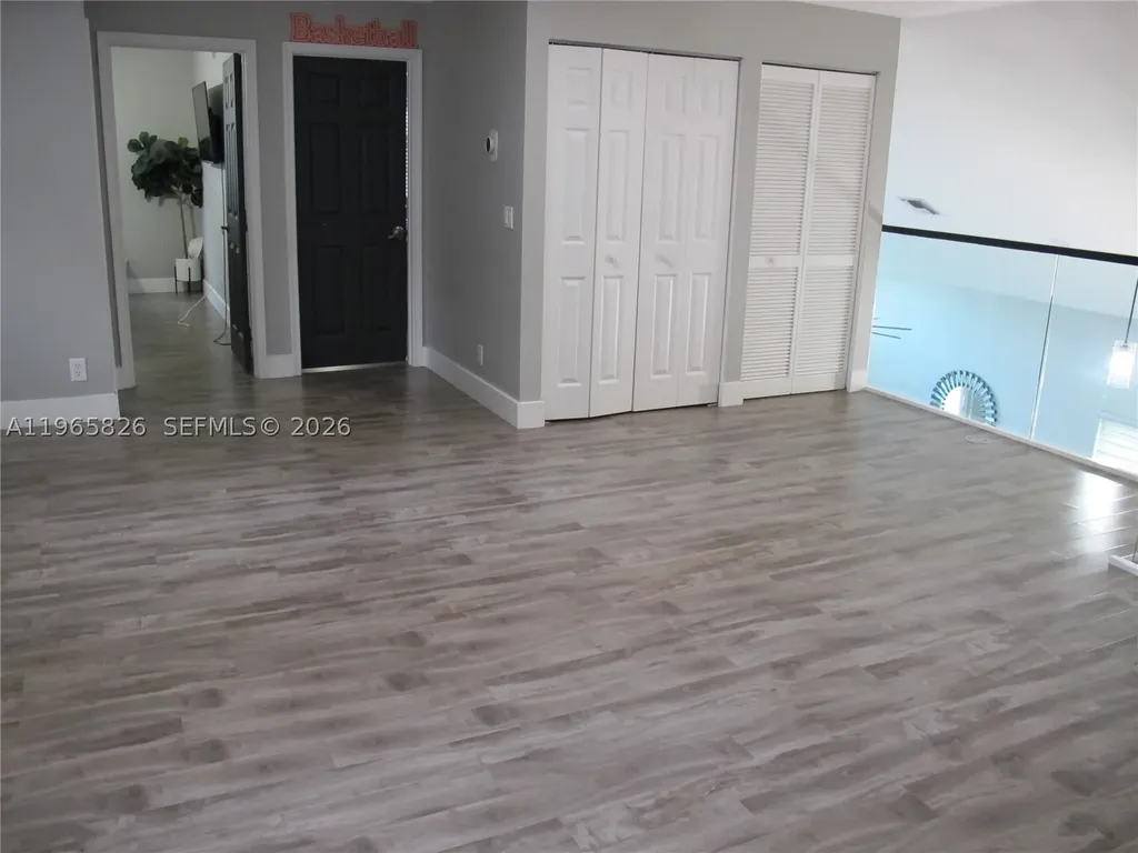 5285 NW 112th Terrace Coral Springs FL 33076