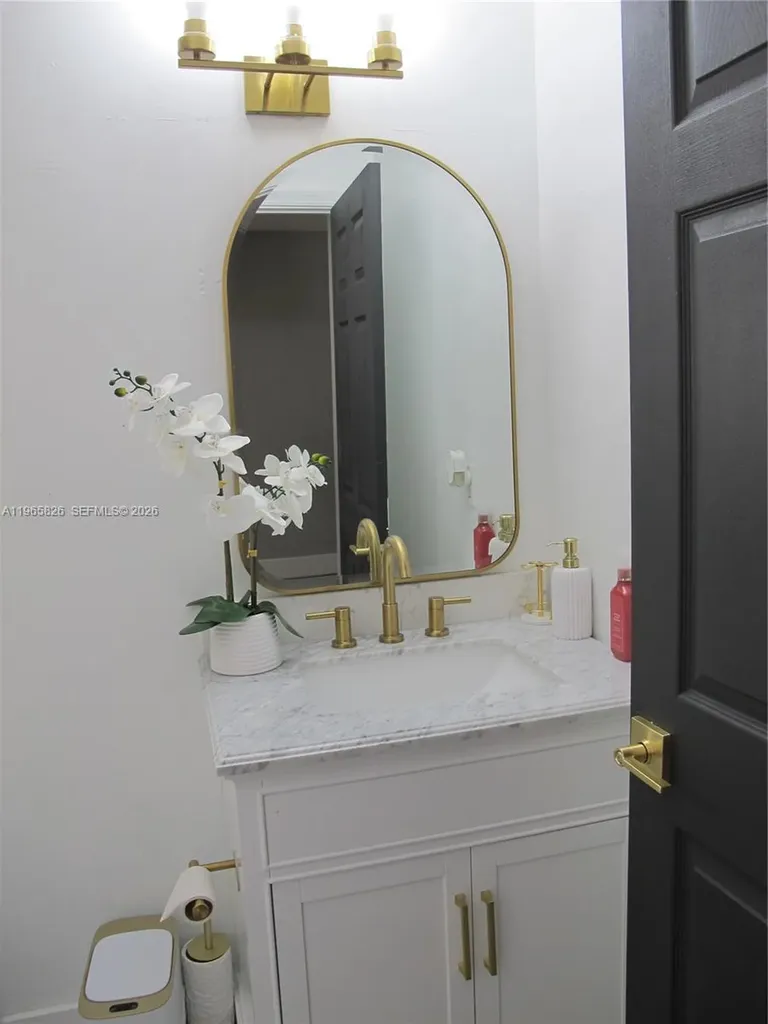 5285 NW 112th Terrace Coral Springs FL 33076