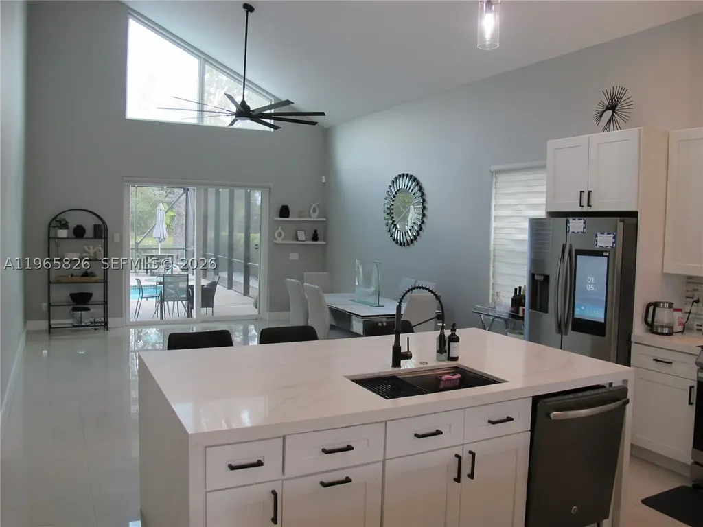 5285 NW 112th Terrace Coral Springs FL 33076