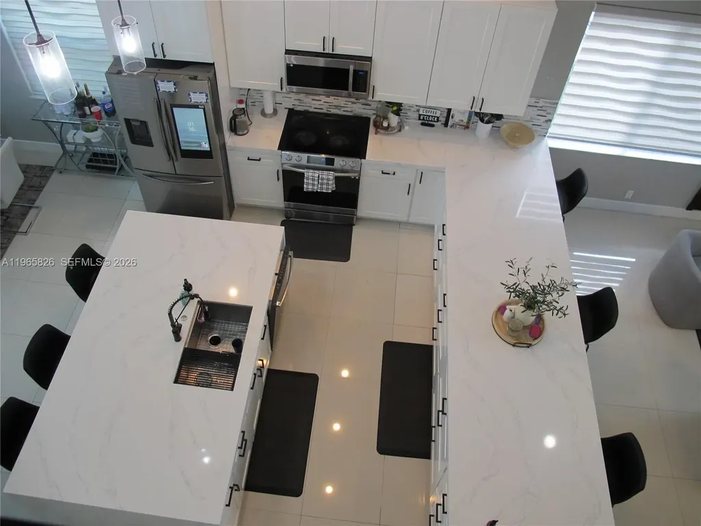 5285 NW 112th Terrace Coral Springs FL 33076