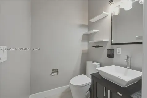 5285 NW 112th Terrace Coral Springs FL 33076