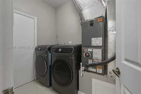 5285 NW 112th Terrace Coral Springs FL 33076