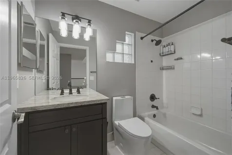 5285 NW 112th Terrace Coral Springs FL 33076