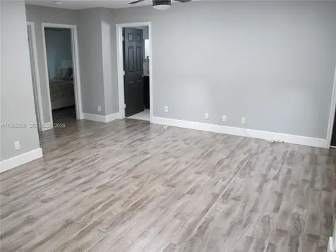 5285 NW 112th Terrace Coral Springs FL 33076