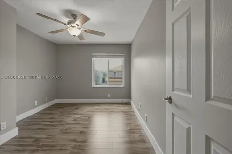 5285 NW 112th Terrace Coral Springs FL 33076