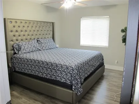 5285 NW 112th Terrace Coral Springs FL 33076