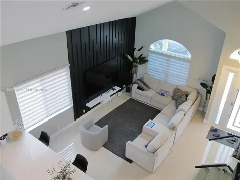 5285 NW 112th Terrace Coral Springs FL 33076