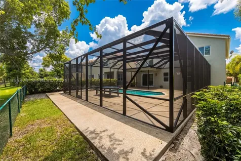 5285 NW 112th Terrace Coral Springs FL 33076