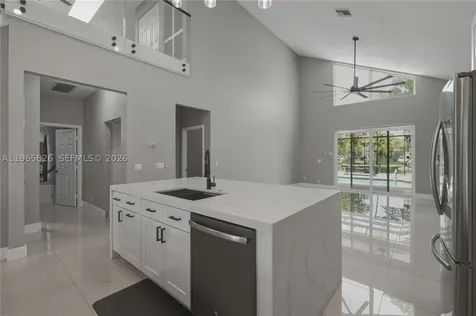 5285 NW 112th Terrace Coral Springs FL 33076